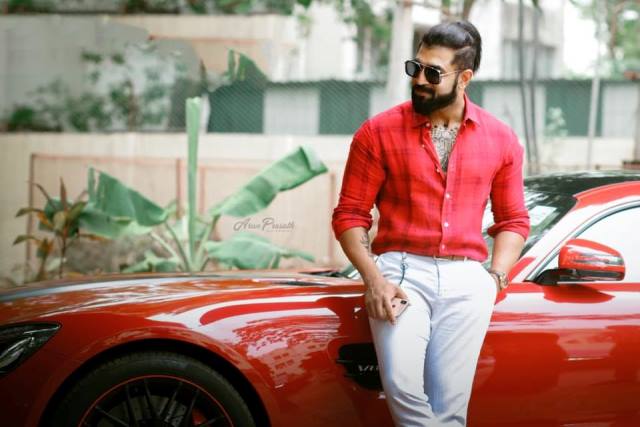 Arun Vijay Wiki, Biography, Family, Movies, Awards, Wife & more