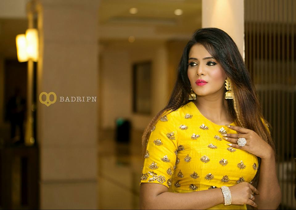 Meera Mitun Wiki, Biography, Age, Height, Family, Controversy & More