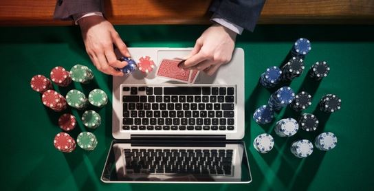 Reasons to play สล็อตออนไลน์ on virtual casinos