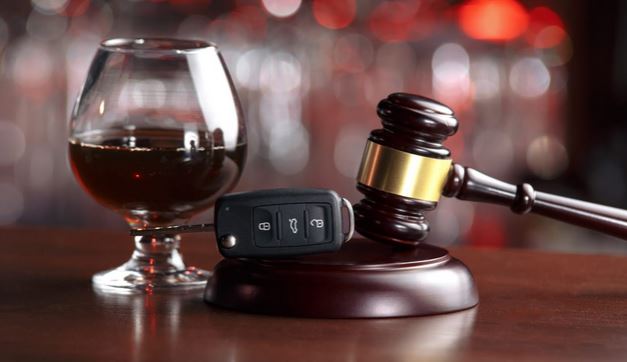 Top 5 Factors to Consider When Choosing DUI Lawyers